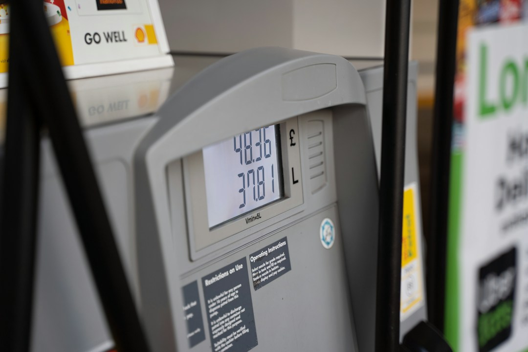 Downsizing Your Car? See How Much You Can Save! 3 img