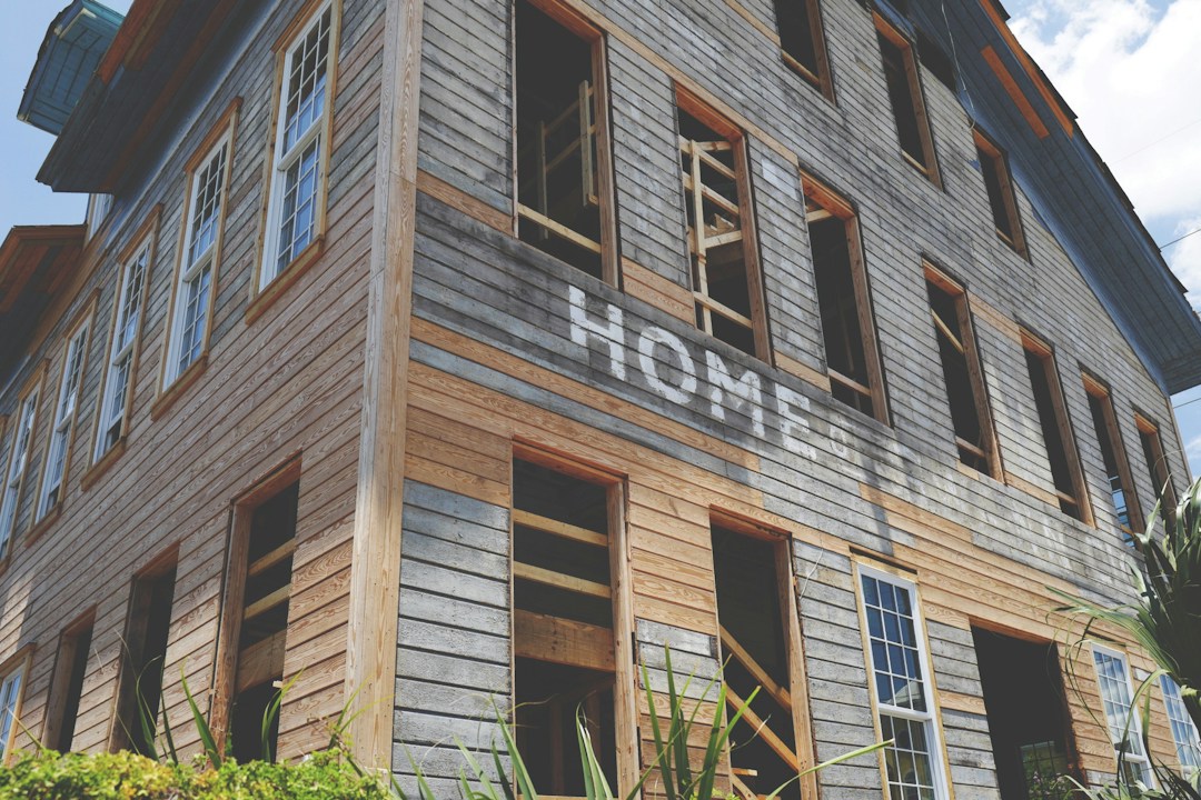 What To Keep and What To Replace When Fixing Up an Old House 2 img
