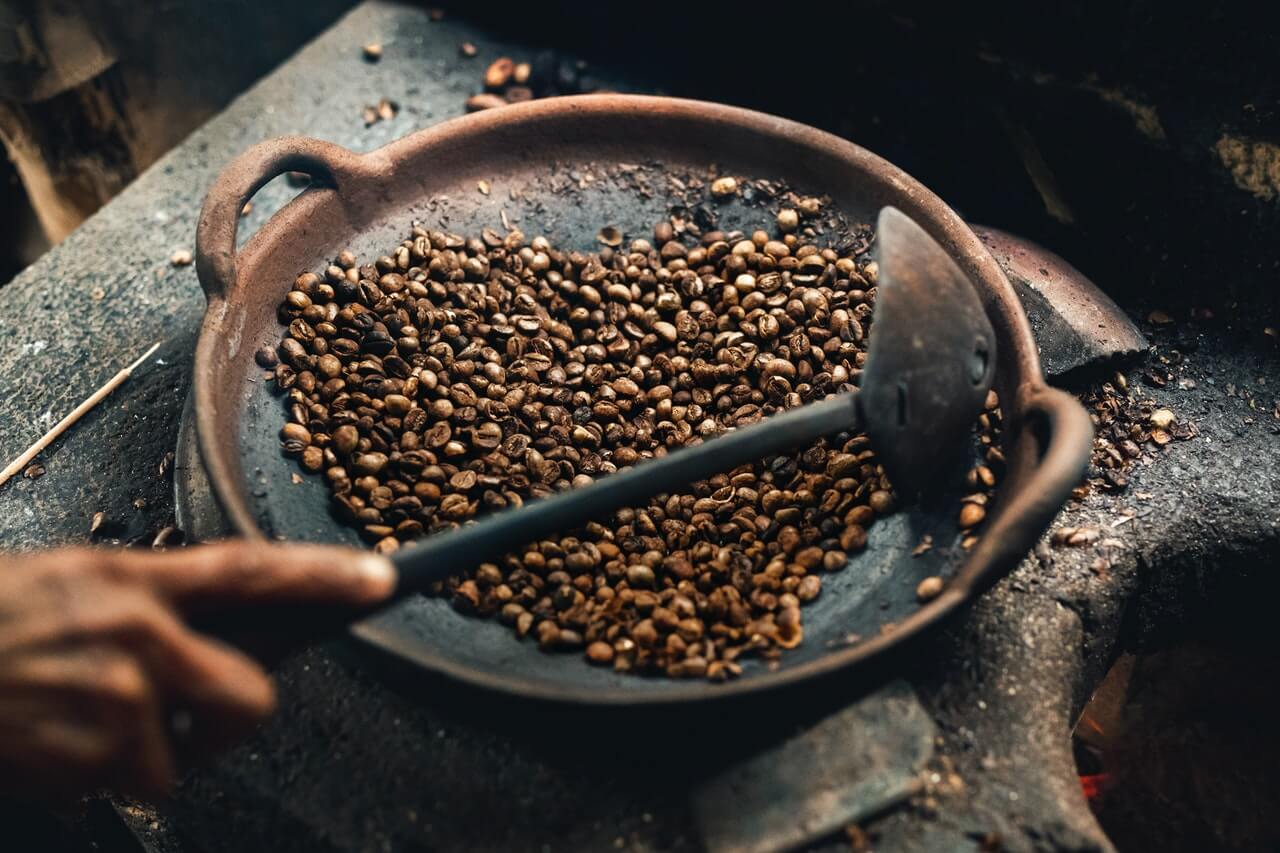 3 Things You Didn’t Know About Coffee 3 pexels aleksandar pasaric 2711959