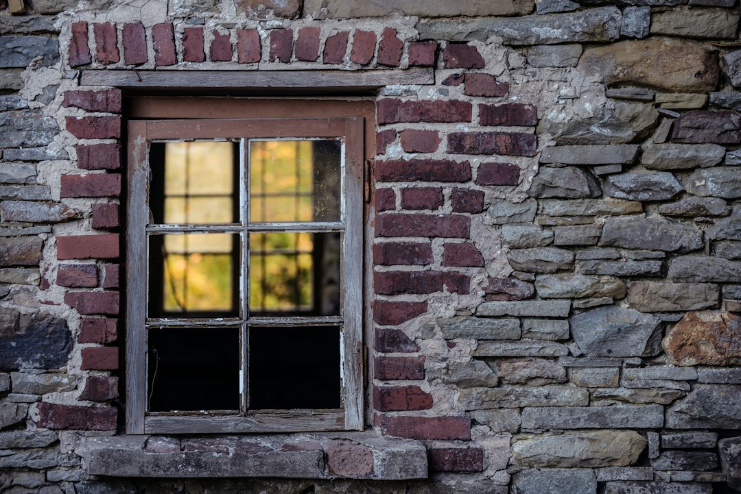 What To Keep and What To Replace When Fixing Up an Old House 3 img