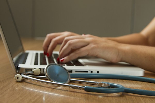 A Guide to Healthcare Technology and Safety 2 img